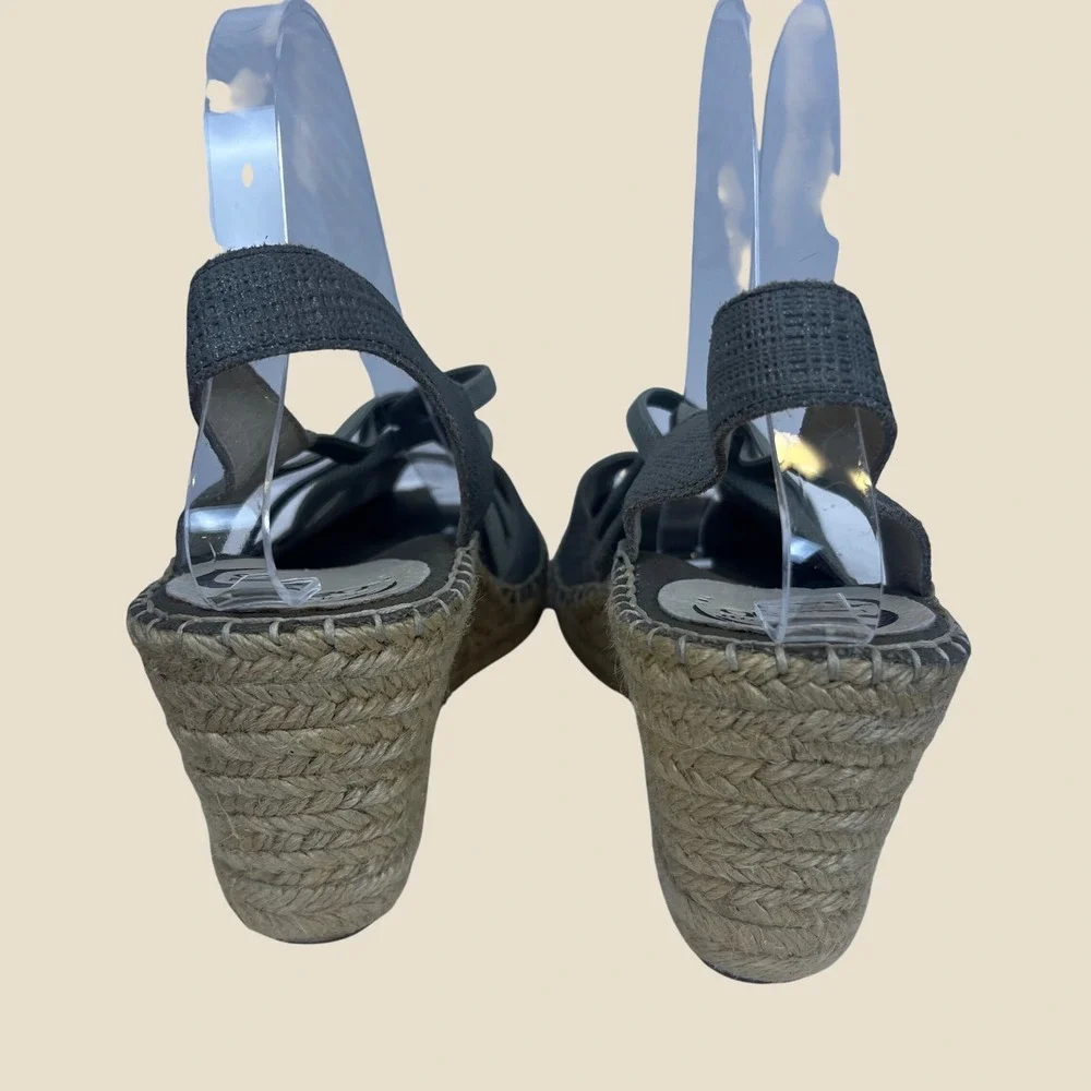 Abeo delano size